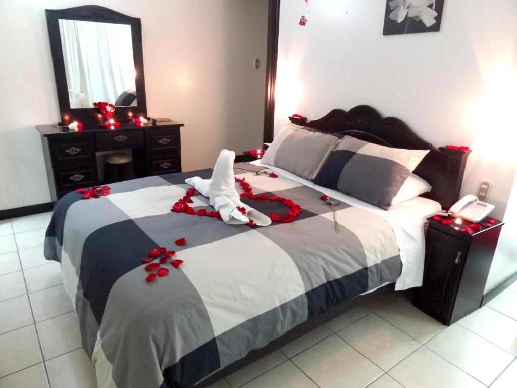 Hotel Eskalima Alajuela Bagian luar foto